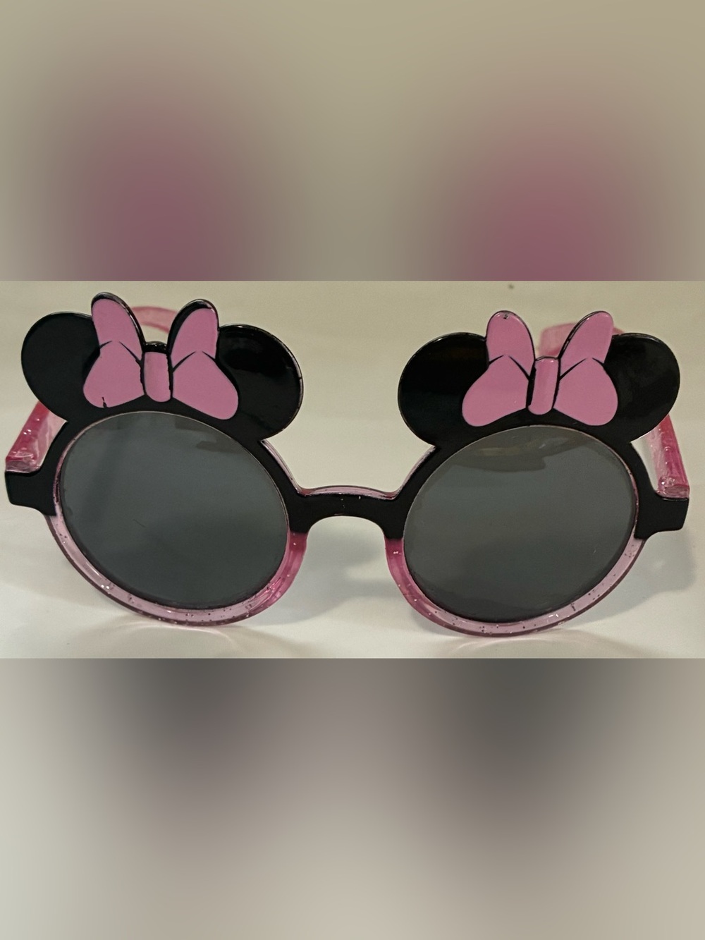 *FREE WITH PURCHASE* MINNIE MOUSE SUNGLASSES DISNEY KIDS - Picture 2 of 6
